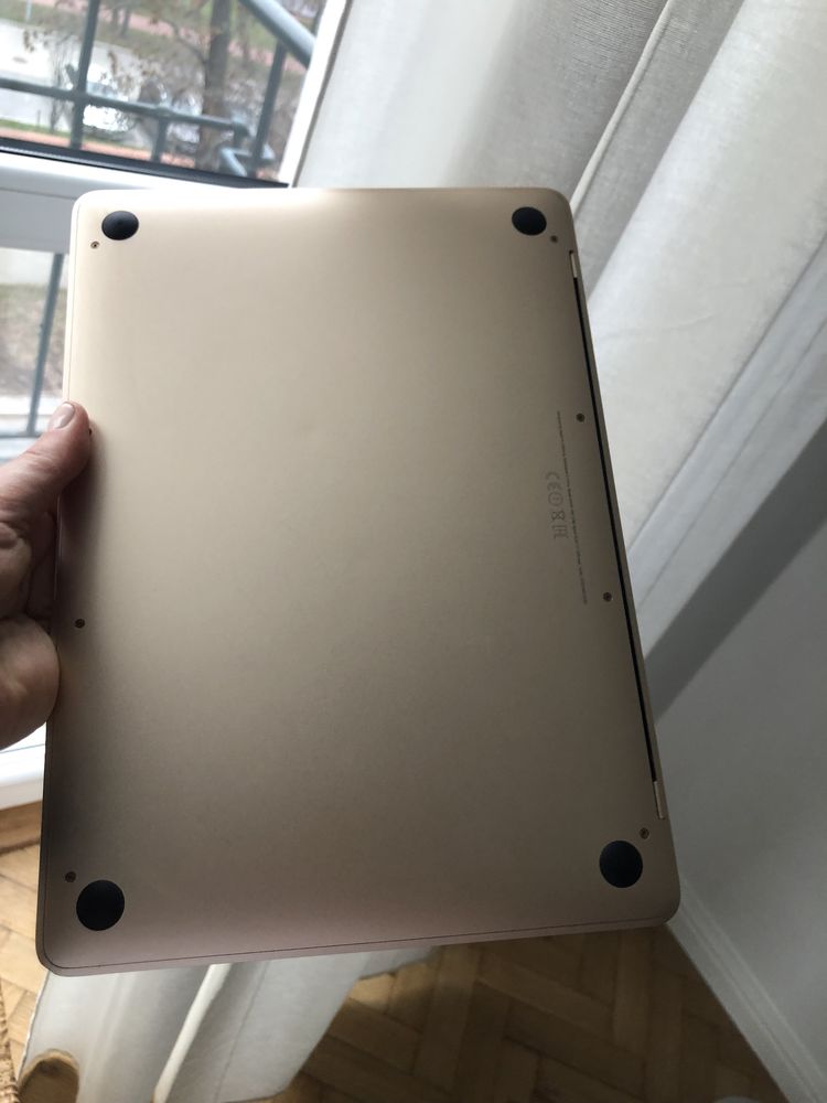 Macbook z matryca do wymiany! 12 Cali