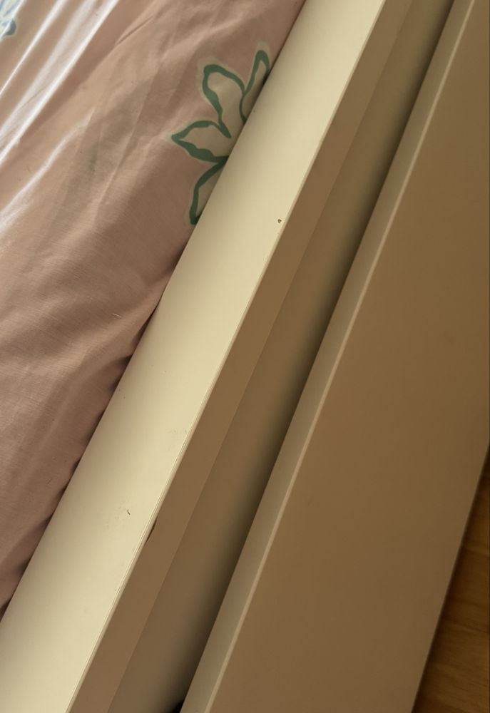 Cama de Solteiro com Gavetas – Excelente Estado!