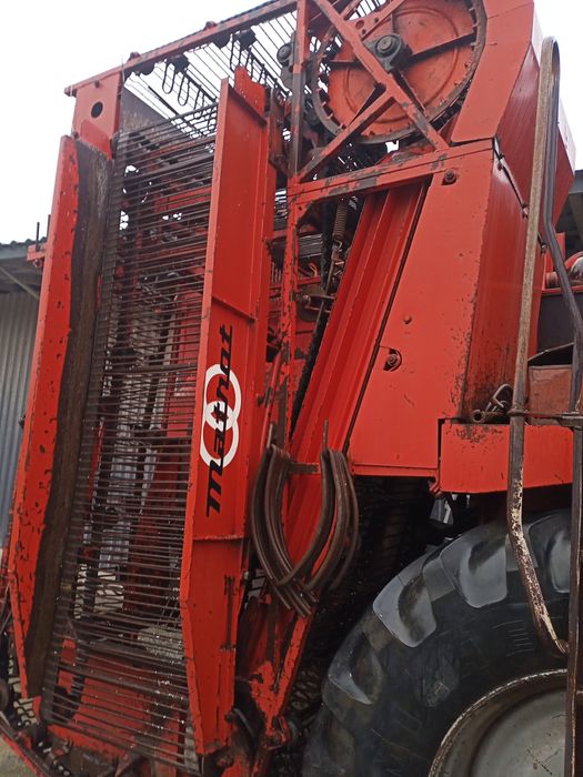 Комбайн бурячний