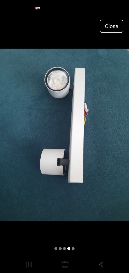 Lampa z 2 reflektorami