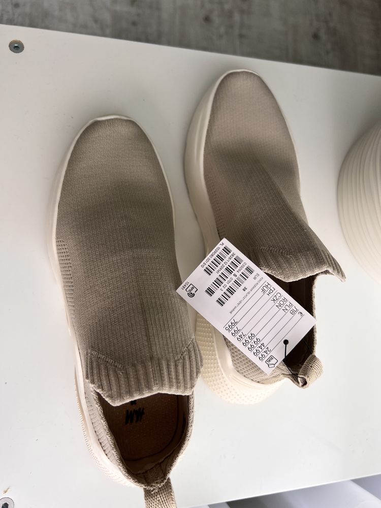 Кросівки кеди жіночі фірмові H&M бежеві мокасини кроссовки бежевые