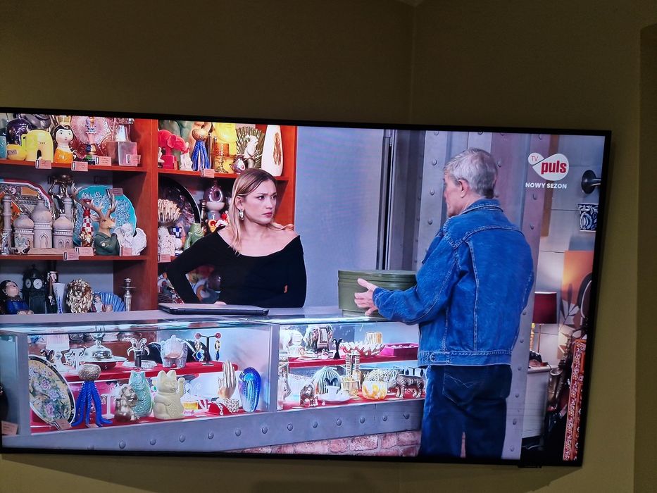 Telewizor Samsung  50 cali LED 4K UHD Tizen Smart TV wifi  tanio !!