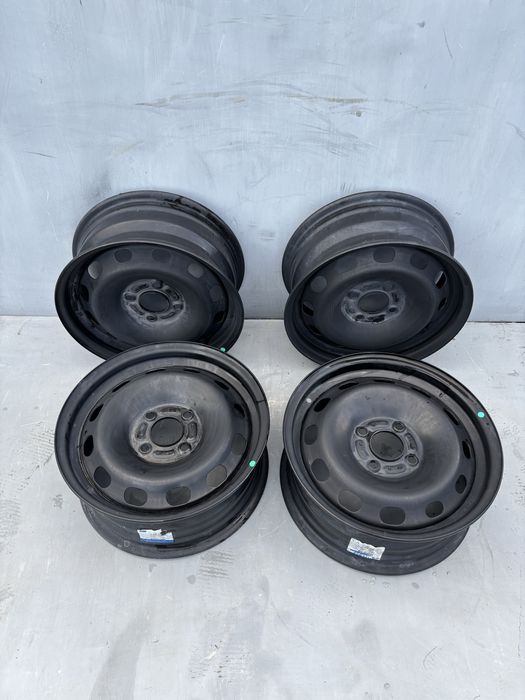 Komplet felg stalowych Ford Transit Toureno Courier 15”