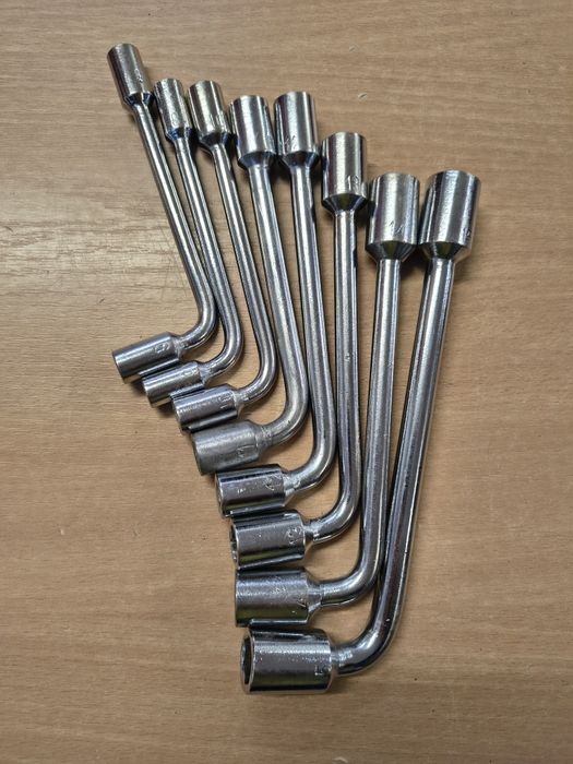 Zestaw kluczy fajkowych szściokątnych