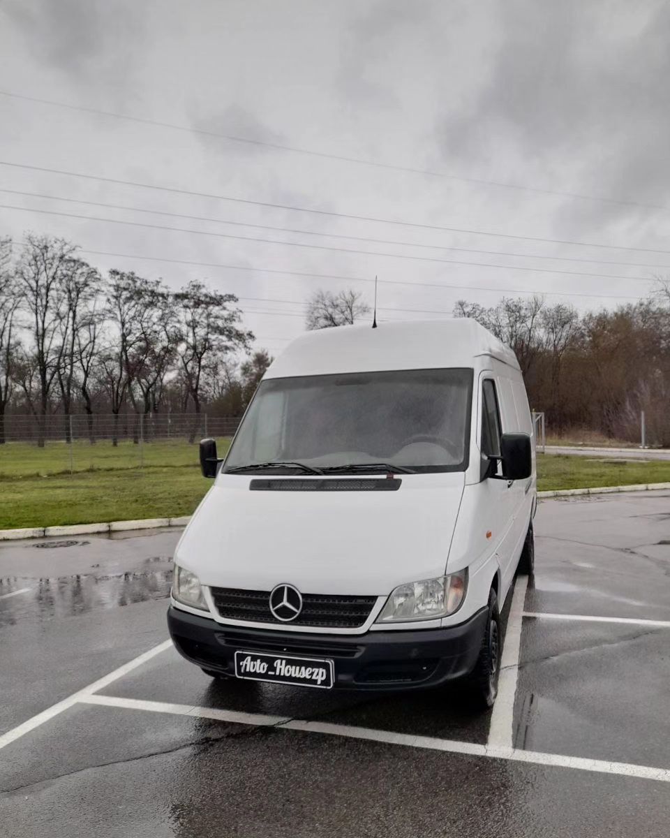 Mercedes Benz Sprinter