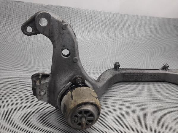 Travessa dos radiadores VOLKSWAGEN Touareg (7L)