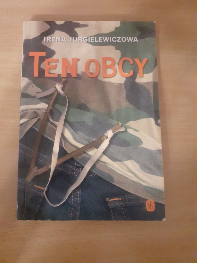 Ten obcy lektura