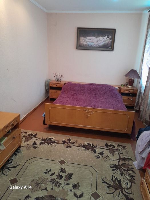 Будинок в самому центрі селища Рокитне Київської області