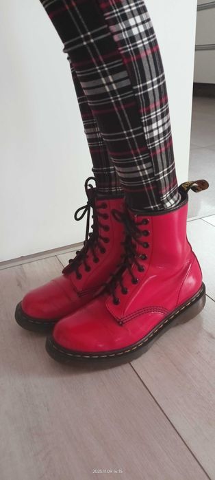 Dr. Martens 39 wysokie 1460 czerwone lakierowane