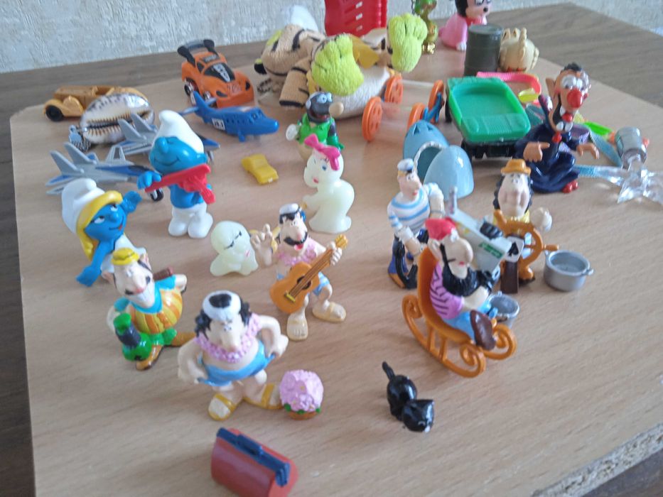 Іграшки Лего та інші