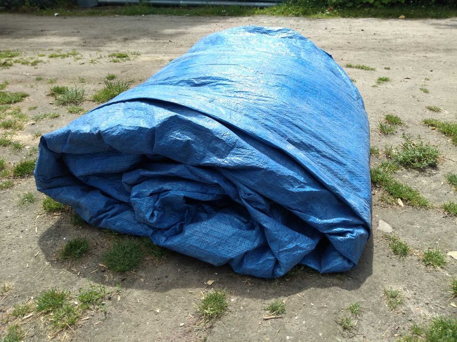 Plandeka o wymiarach 10x20m