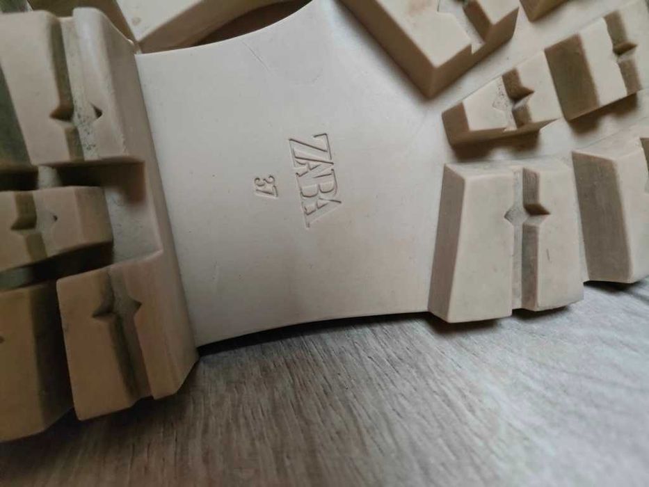 Черевики ZARA, розмір 37, натуральна шкіра.