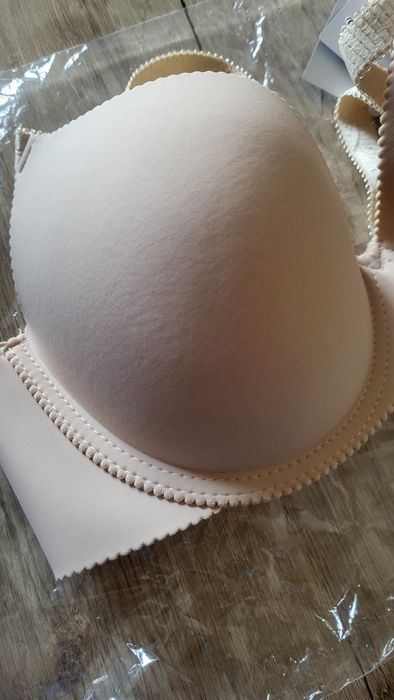 Бюст, розмір 90С