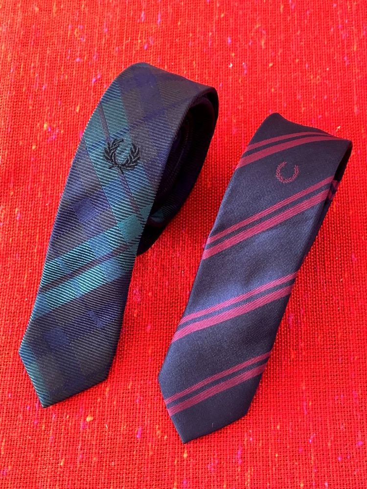 Fred Perry narrow silk tie галстук, краватка