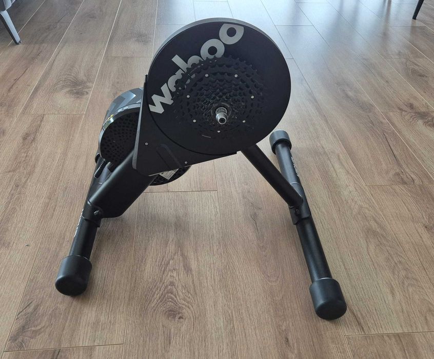 Trenażer interaktywny WAHOO KICKR Core+ Kaseta 9-rzędowa