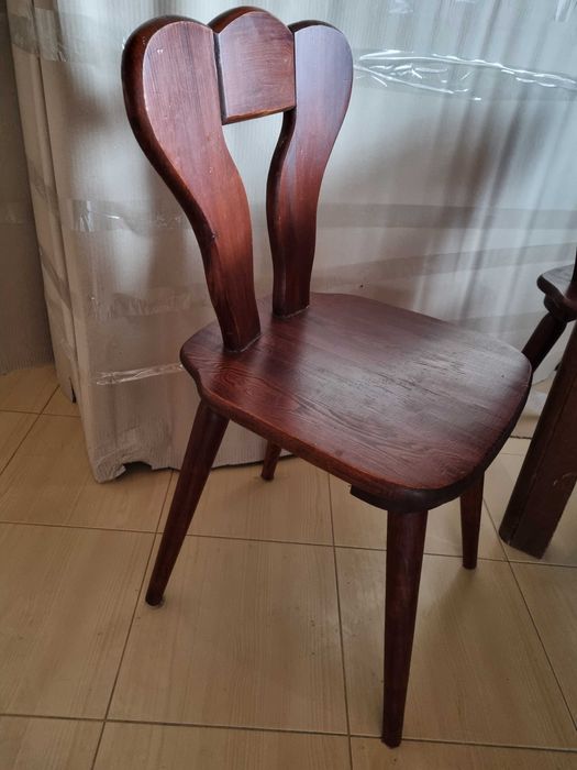Krzesła z litego drewna / cena za 3 szt.
