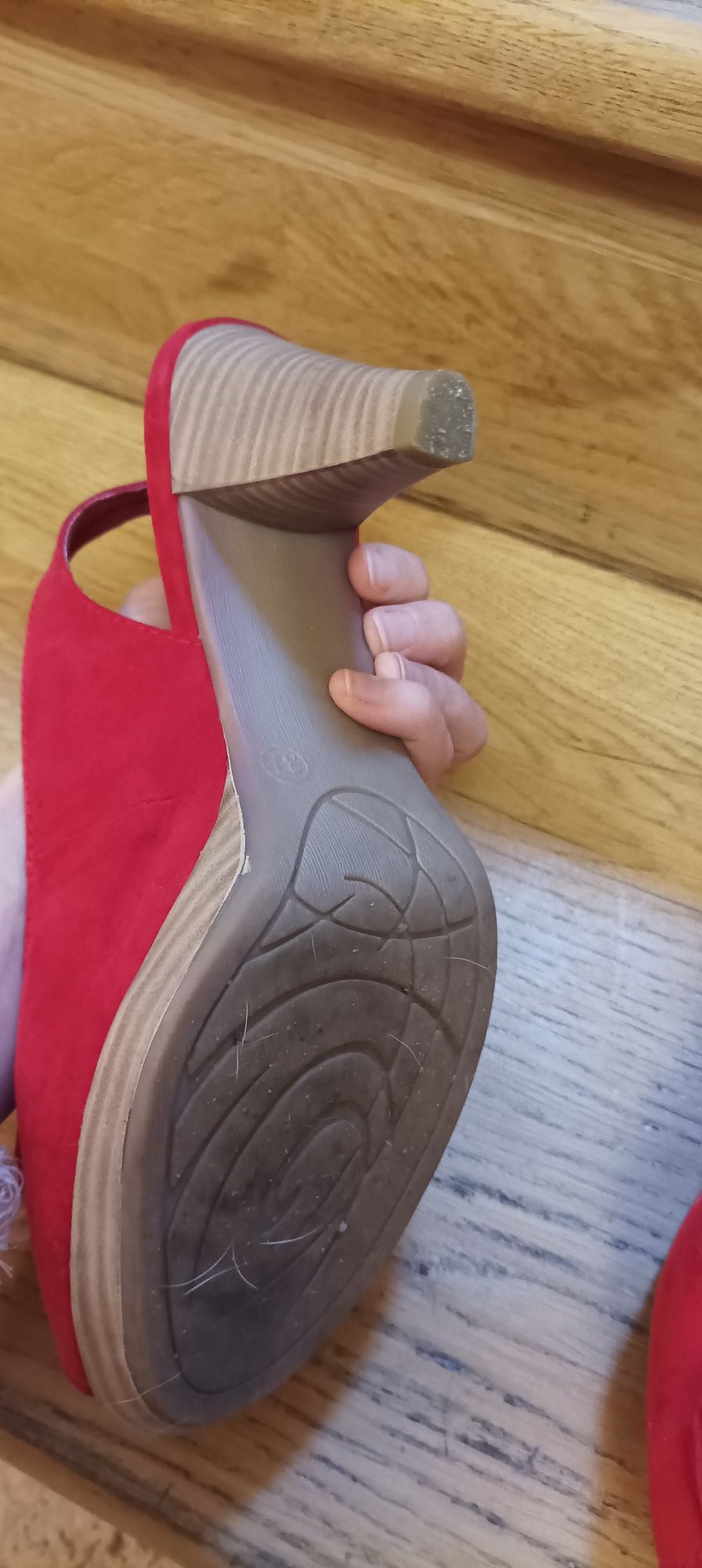 Marco Tozzi buty czółenka wizytowe eleganckie damskie galowe 37 peep