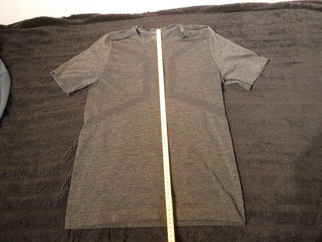 Komplet dla nastolatka 2 bluzy Nike , New Balance  z koszulką Asis