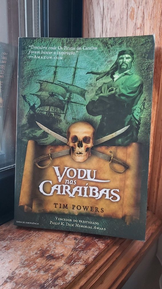 Livro "Vodu das Caraíbas" de Tim Powers