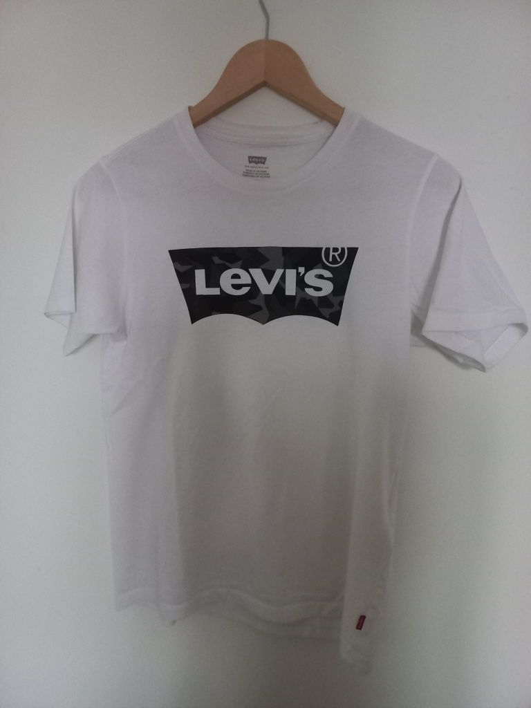 T-shirt branca Levi's