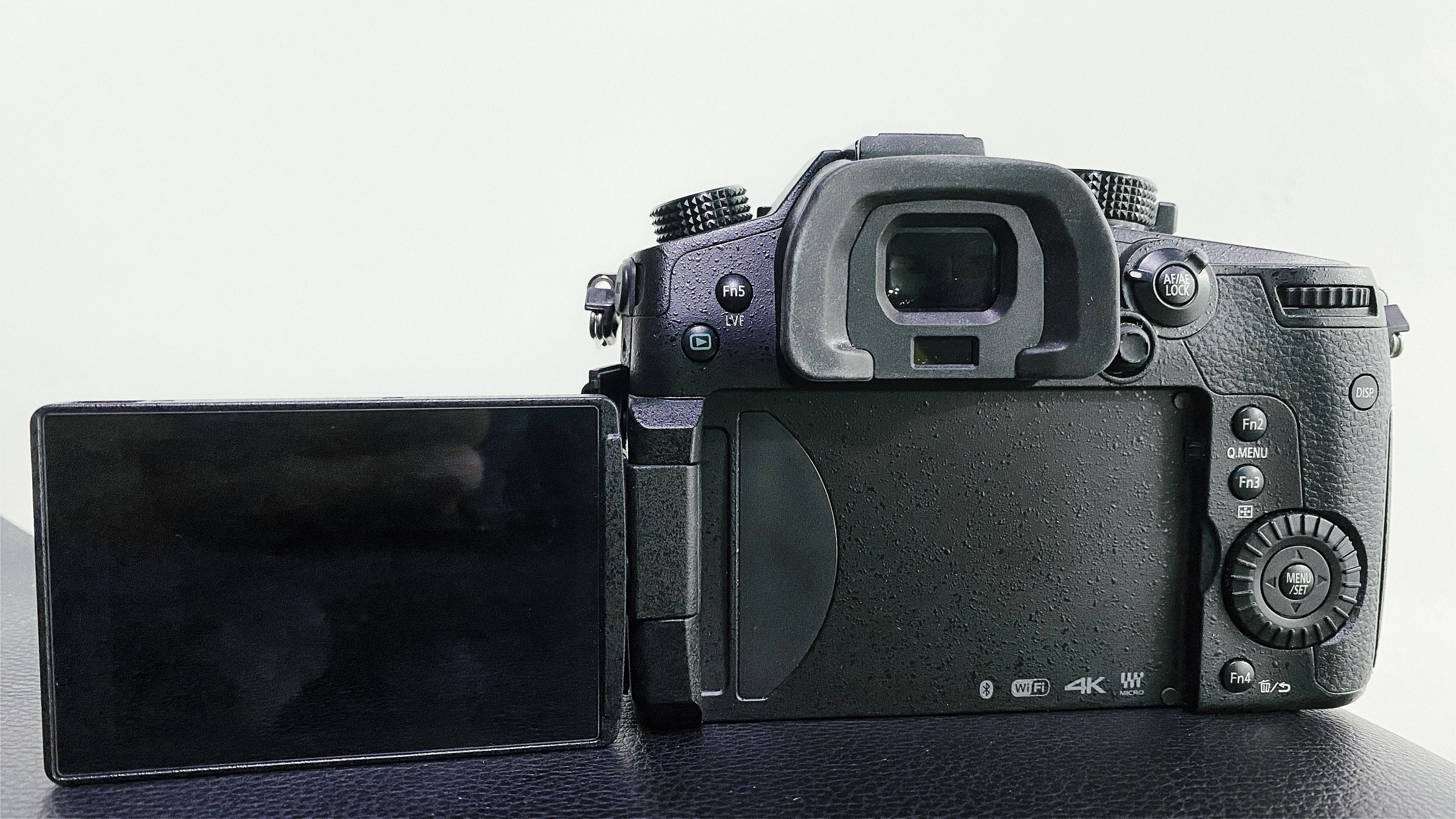 Panasonic GH5 (como nova)