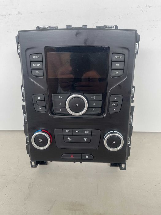 Renault Megane IV Panel Sterowania Nawigacja