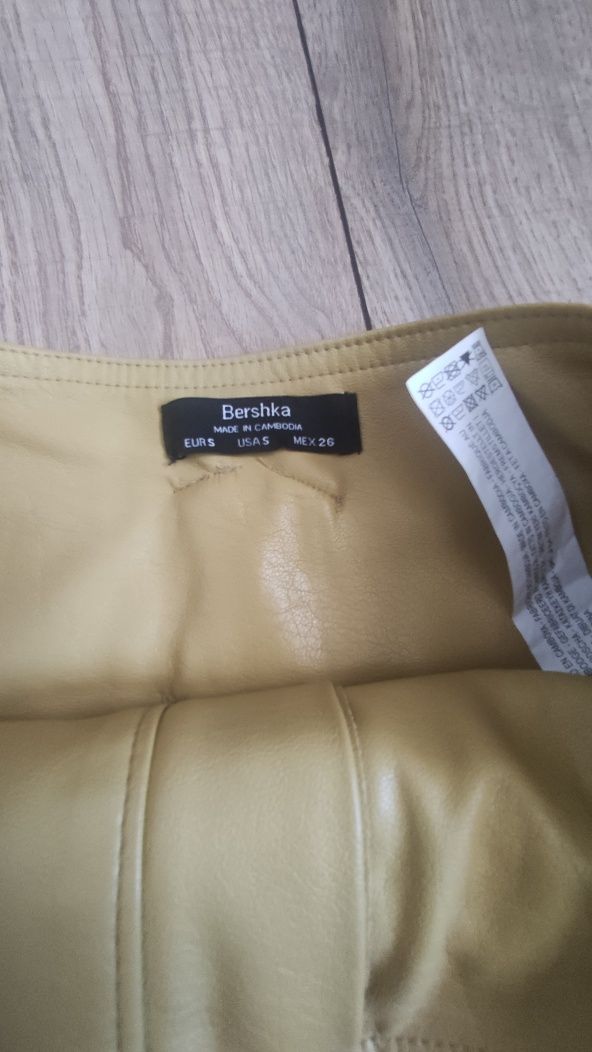 Zestaw 3 spódnic spódniczek Bershka HM wizytowe eleganckie