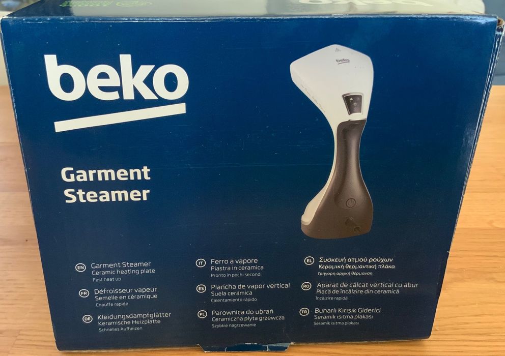 Nowa parownica do ubrań