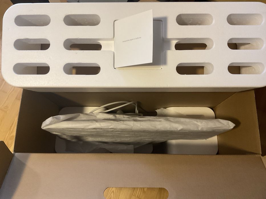 Monitor Apple Thunderbolt 27” MC914ze/B