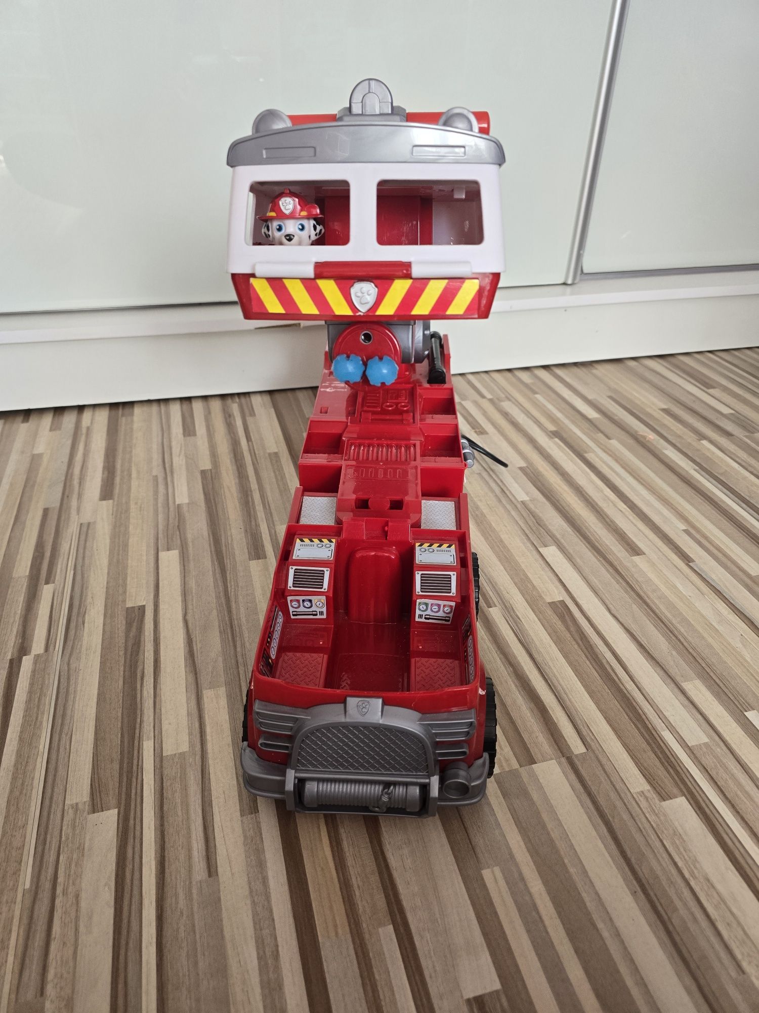 Mega wóz strażacki Psi patrol Marshal Paw Patrol duży