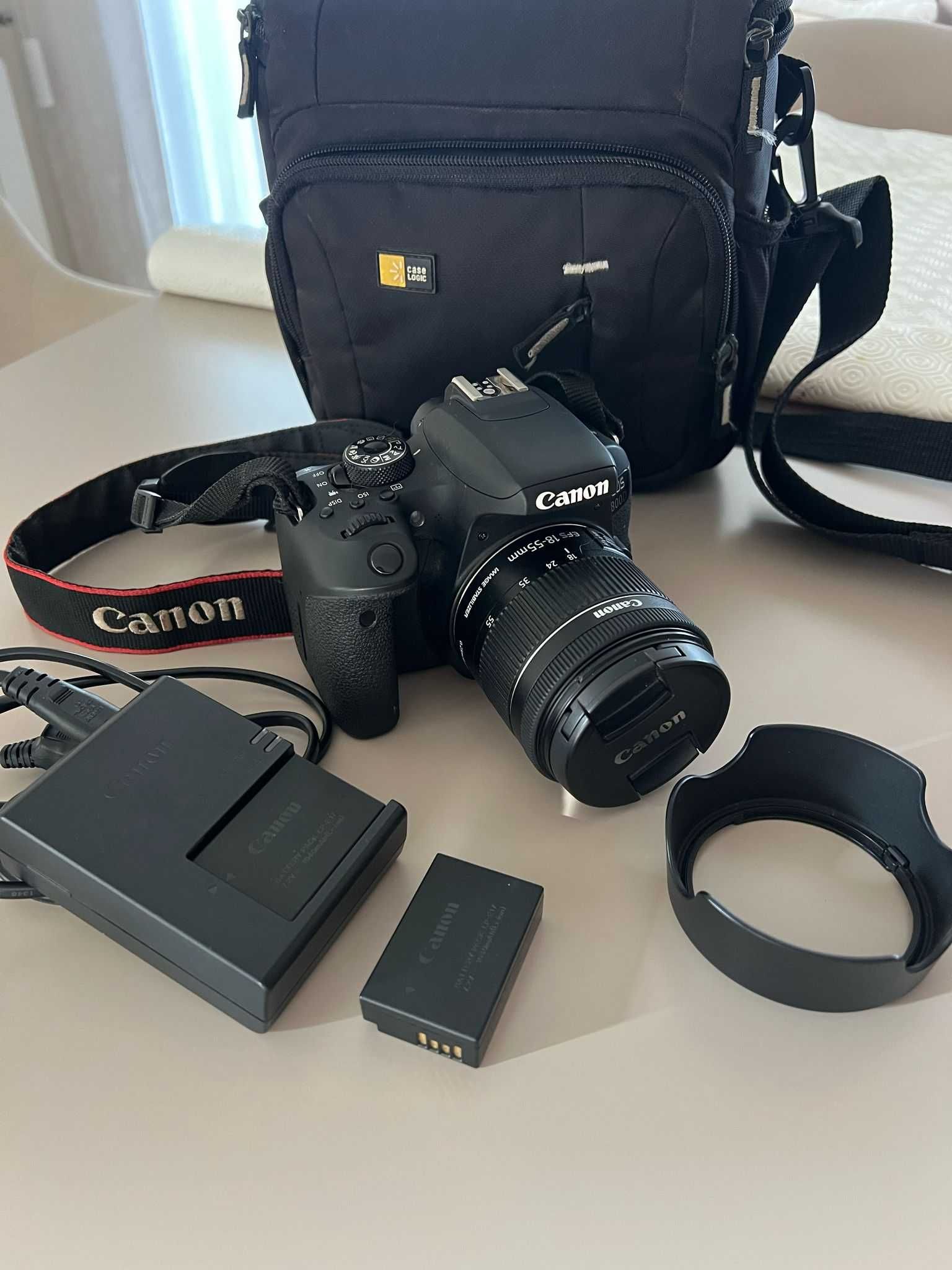 Canon 800D com objetiva EFS 18-55mm