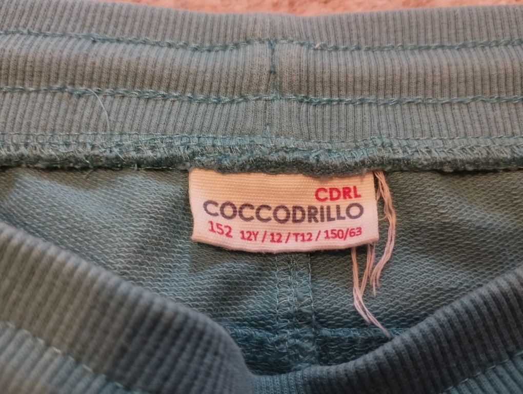 Krótkie spodenki Coccodrillo r 152
