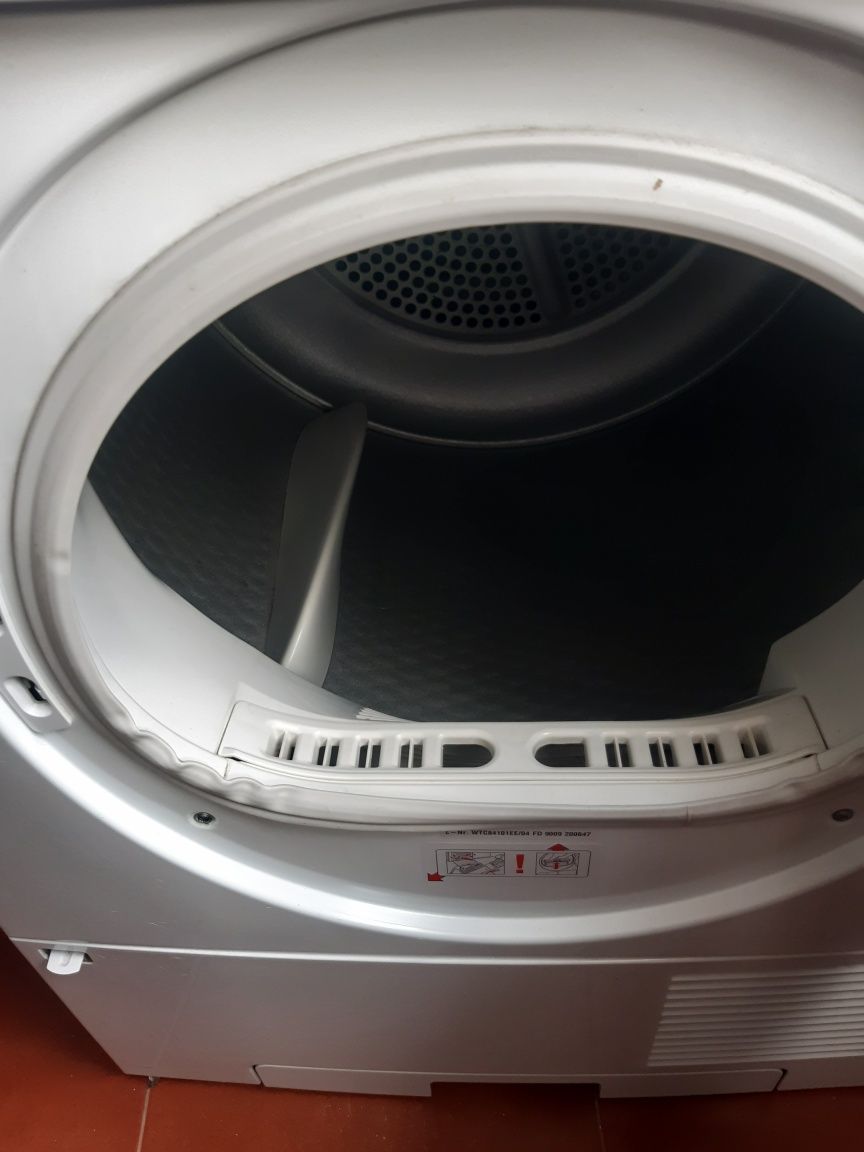 Maquina de secar roupa
