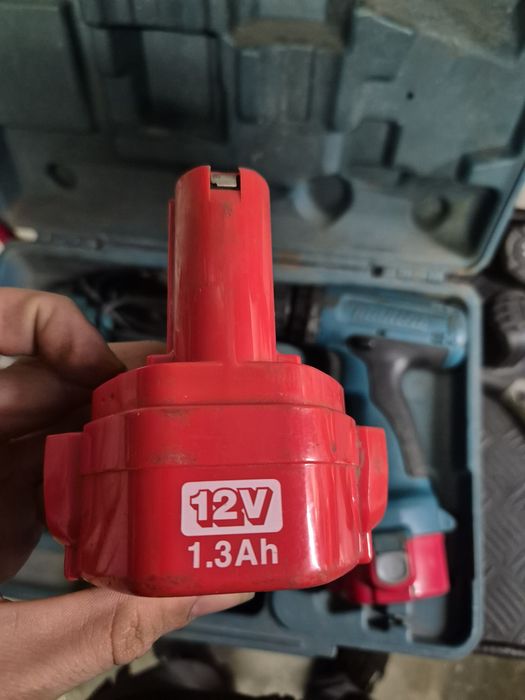 Aparafusadora Makita 12v