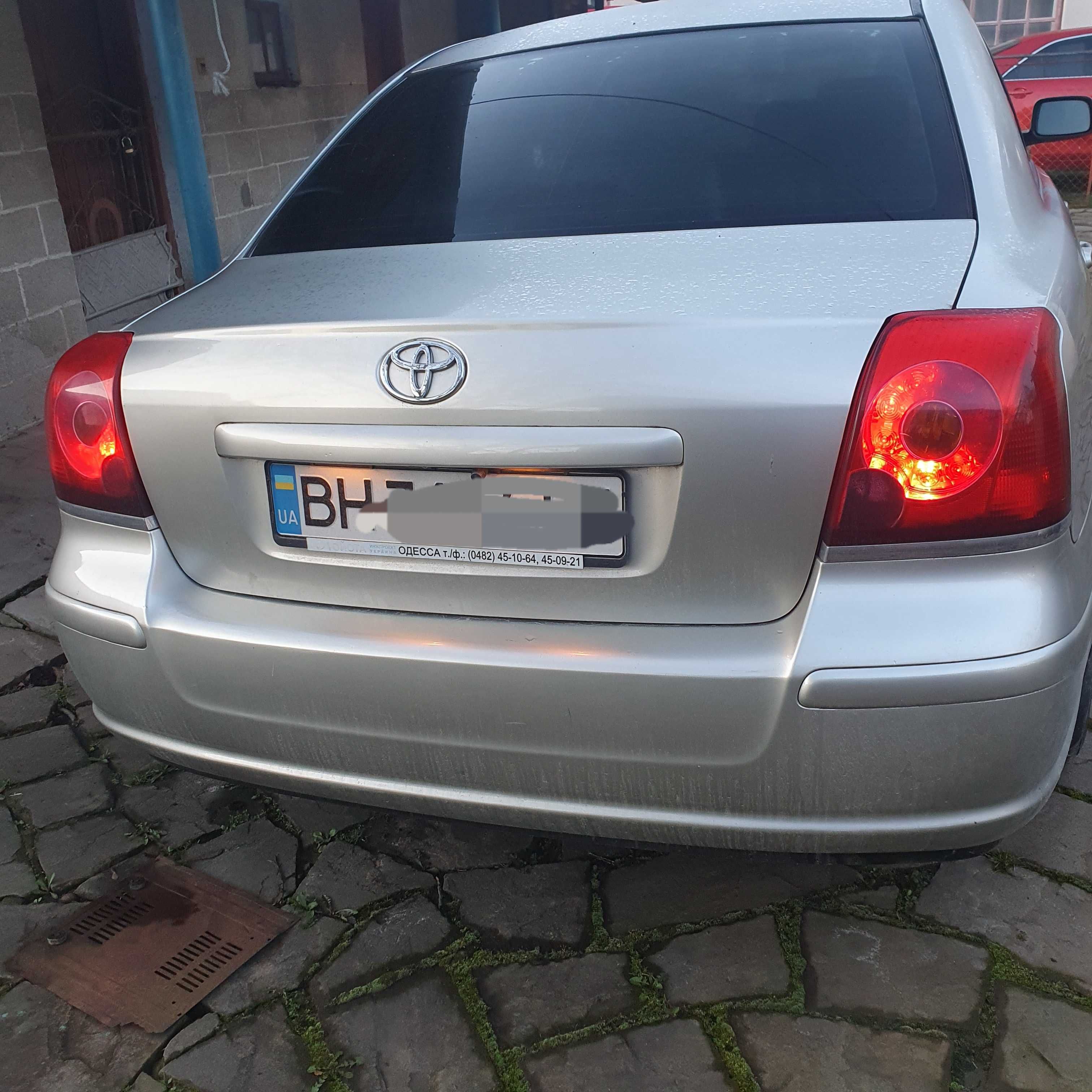 Toyota Avensis 2005 1.8газ