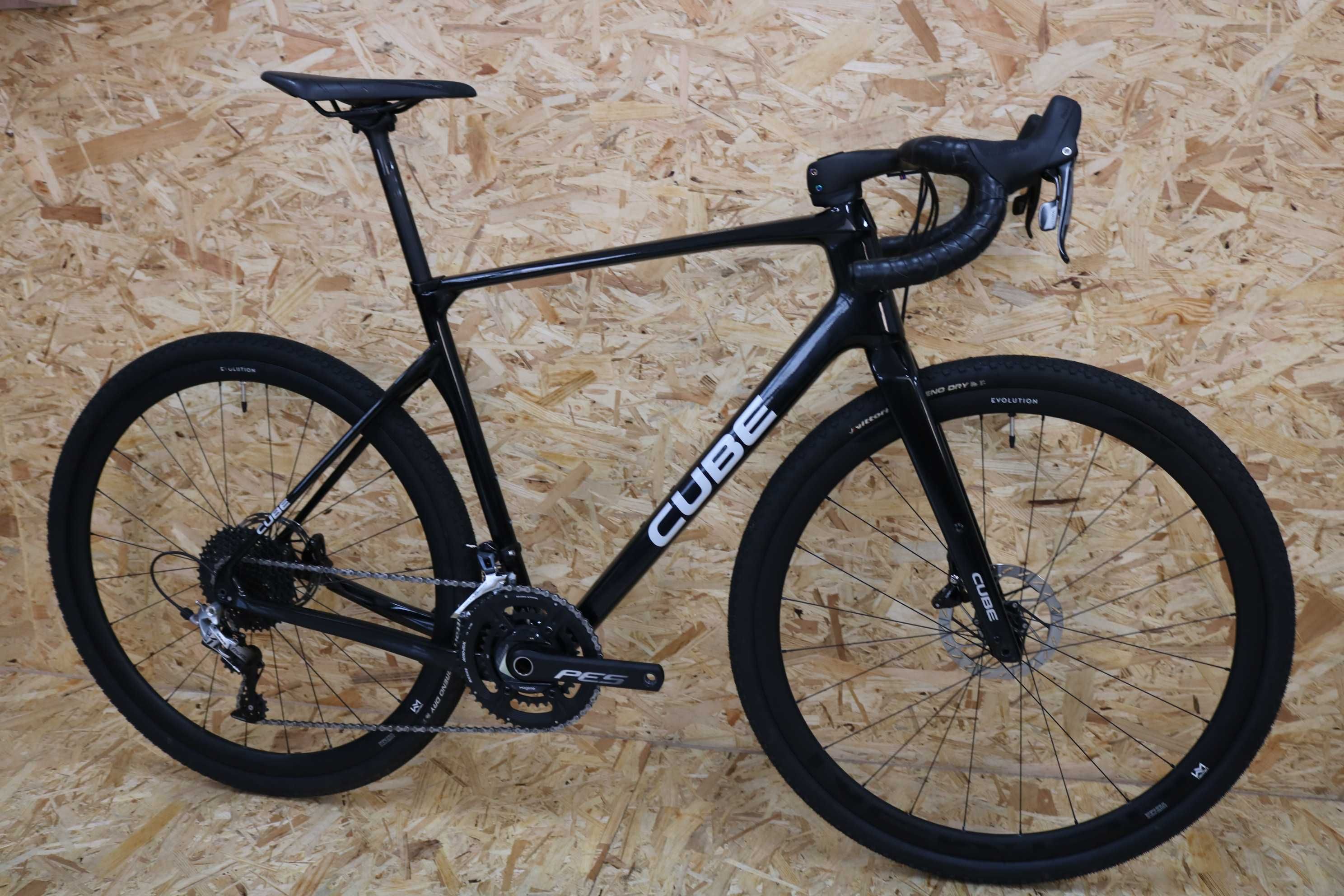 Bicicleta carbono Gravel Cube Nuroad SL - Potenciómetro - como nova