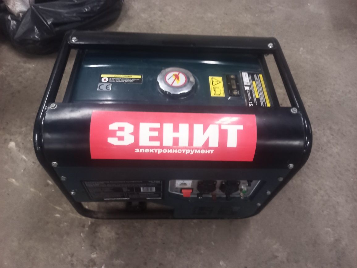 Бензогенератор потужністю 3.5 кВт