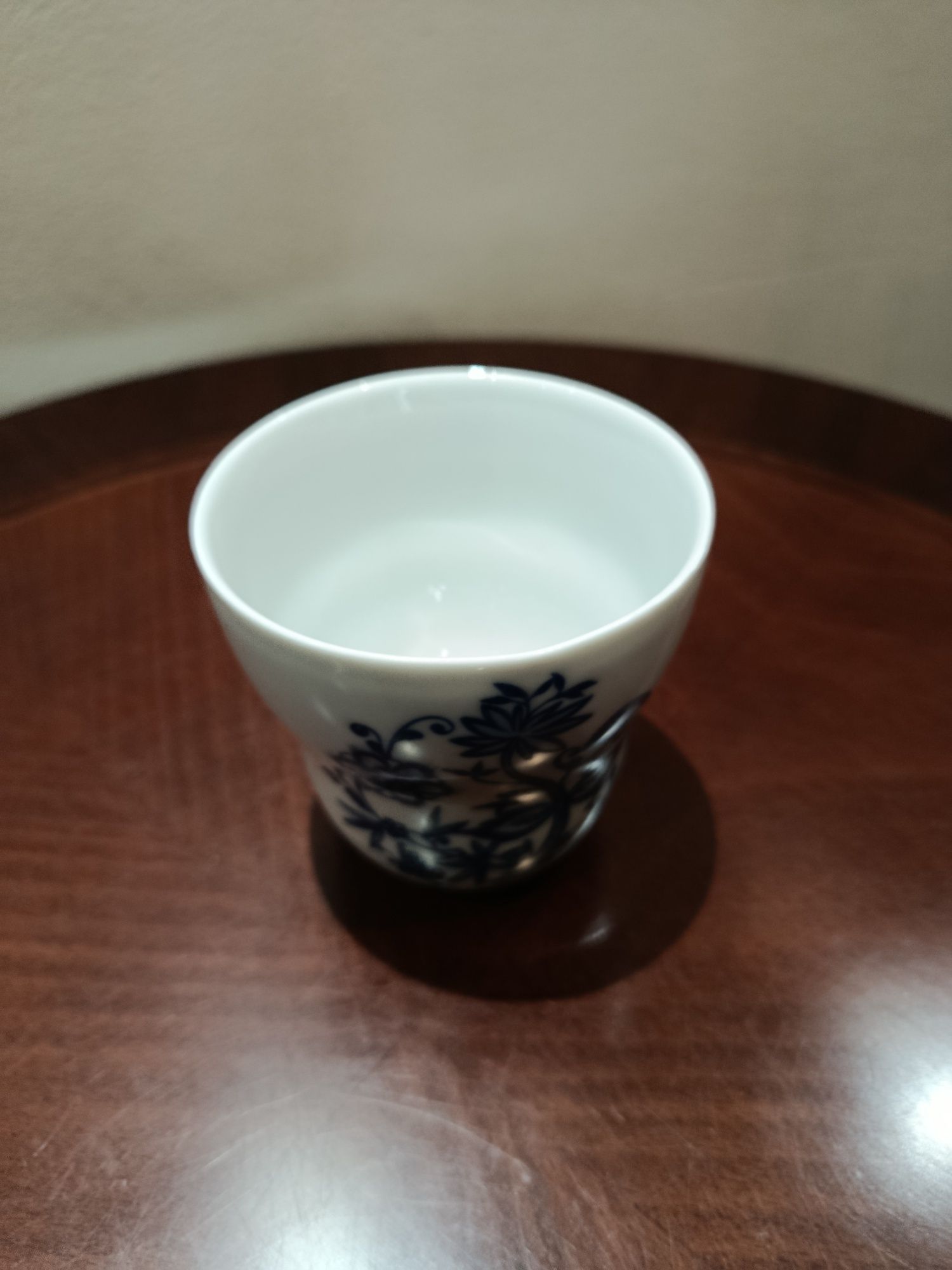 Śliczny stary kubek porcelana Kahla