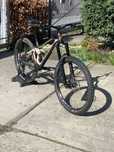 Mondraker Superfoxy Carbon R r M super enduro  Trek Specialized Ohlins