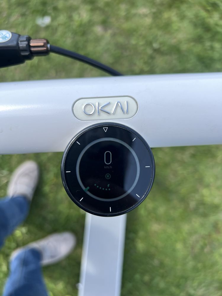 Продам електромамокат OKAI ES20