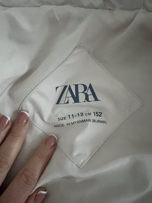 Пуховик Zara 50%/50% пух і перо, розмір 152см