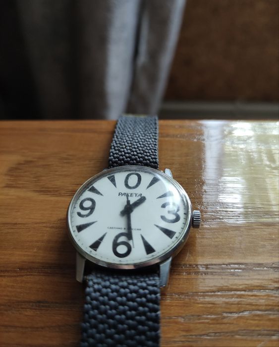 Годинник Ракета, механічний