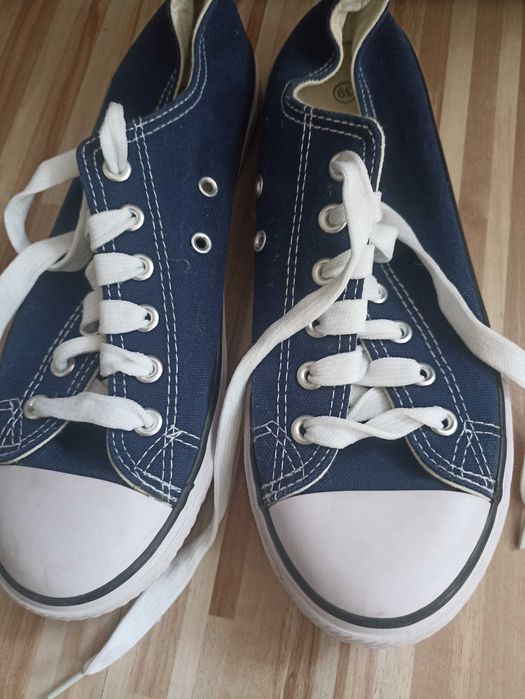 Trampki damskie r.39