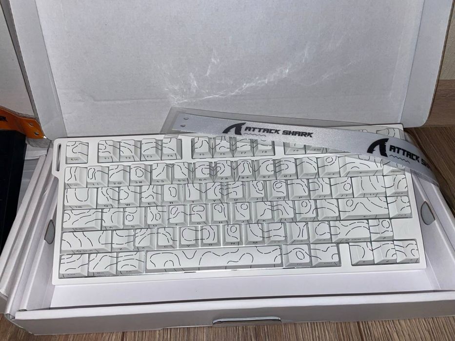 Attack shark r82 !NEW! магнітна клавіатура в 2 кольорах