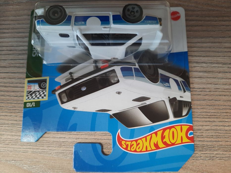 Hot Wheels Ford Escort RS2000