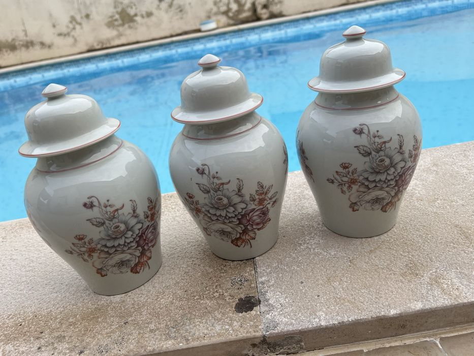 3 potes Vista Alegre