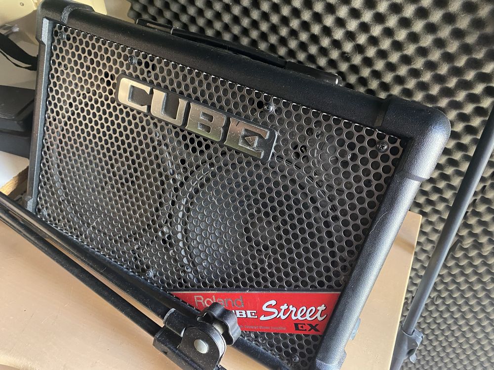 pedais, amplificador e acessorios para guitarra