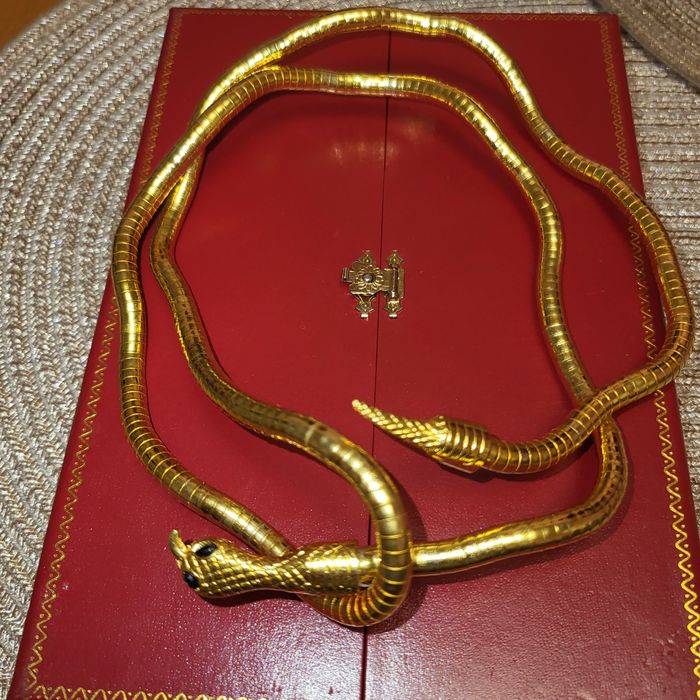 Колье Змея с черными камнями