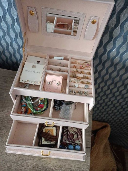 Elegancki Kuferek Na Biżuterię Organizer Szkatułka Pudełko Etui