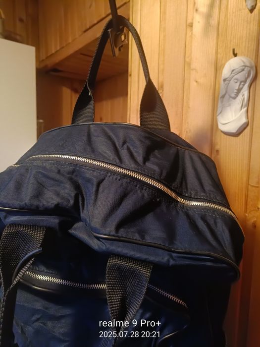 Torbę podróżną bardzo wygodną lekka sprzedam